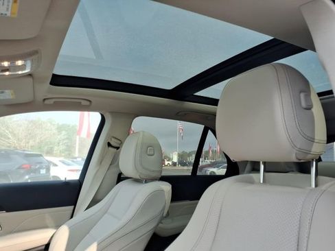 Used 2022 Mercedes-Benz GLE 350 4MATIC image 16