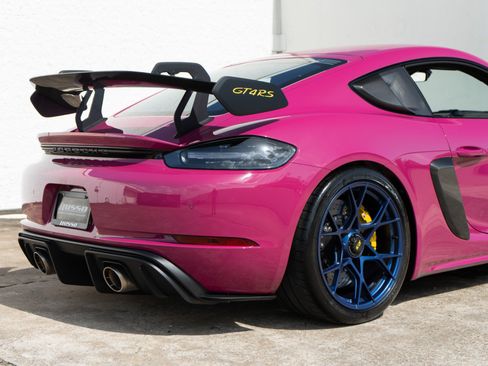 Used 2023 Porsche 718 Cayman GT4 RS RWD image 16