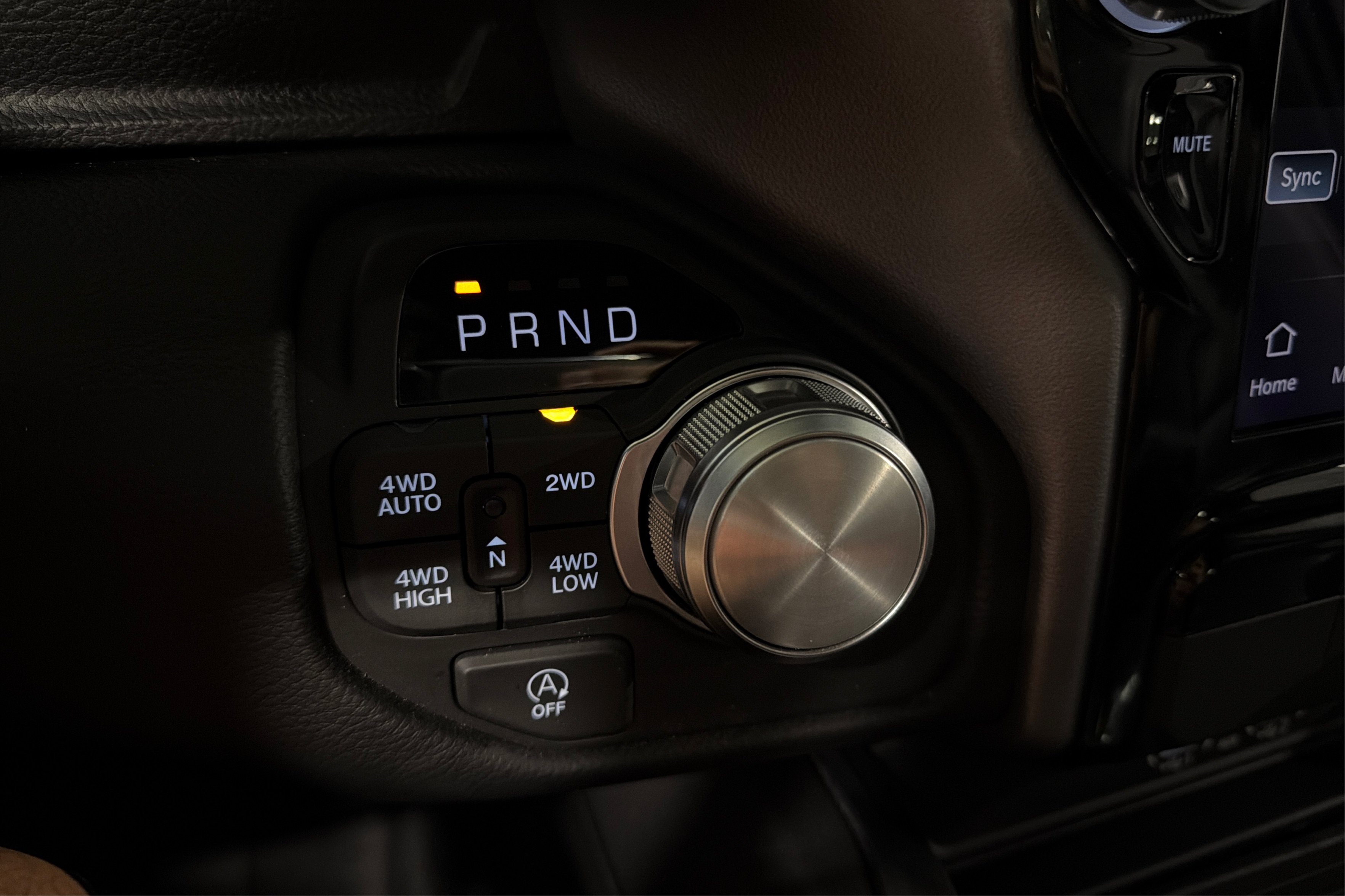 Used 2026 RAM 1500 Laramie AWD/4WD image 36