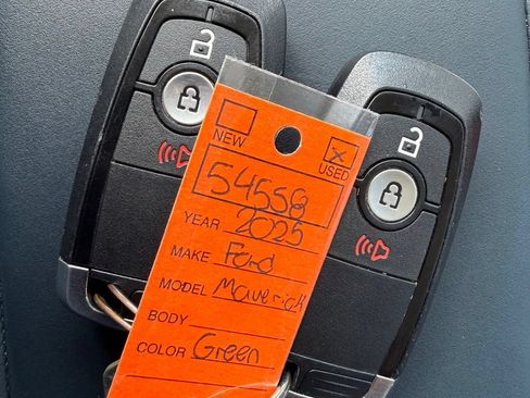 Used 2025 Ford Maverick XLT w/ Equipment Group 302A AWD/4WD image 16