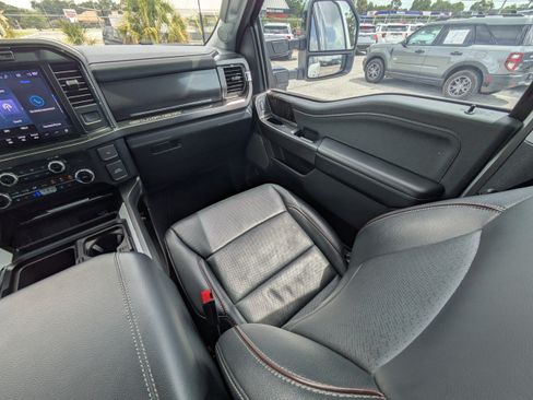 Used 2024 Ford F250 Lariat AWD/4WD image 17
