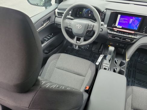 New 2026 Toyota Camry LE image 15