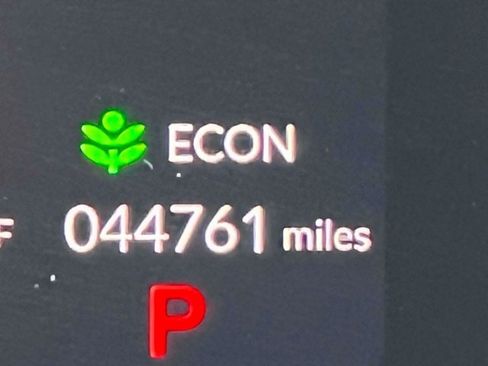 Used 2023 Honda Civic Sport image 29