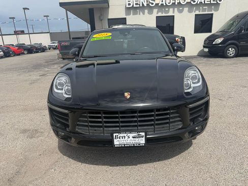 Used 2018 Porsche Macan AWD/4WD image 3