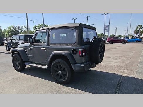 Used 2019 Jeep Wrangler Sport AWD/4WD image 27