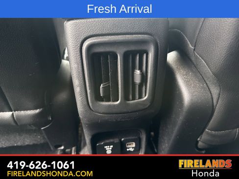 Used 2018 Jeep Compass Limited w/ Navigation Group image 24