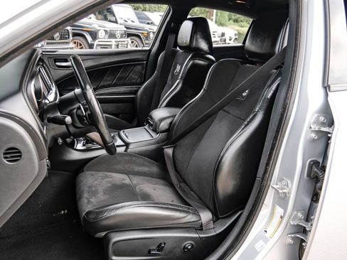 Used 2020 Dodge Charger Scat Pack RWD image 44