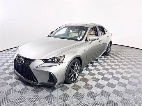 Used 2018 Lexus IS 350 image 3