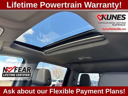 Used 2025 GMC Sierra 1500 Denali w/ Denali Reserve Package AWD/4WD image 17