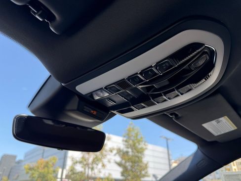 New 2026 Porsche Macan S AWD/4WD image 17