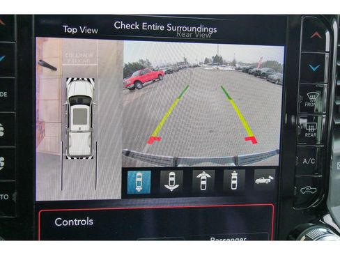 Used 2019 RAM 1500 Laramie image 29