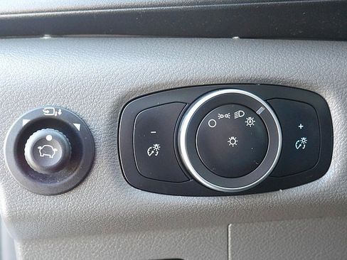 Used 2022 Ford Transit 250 148 High Roof image 17