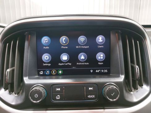 Used 2019 Chevrolet Colorado LT w/ LPO, Premium Interior Package image 22