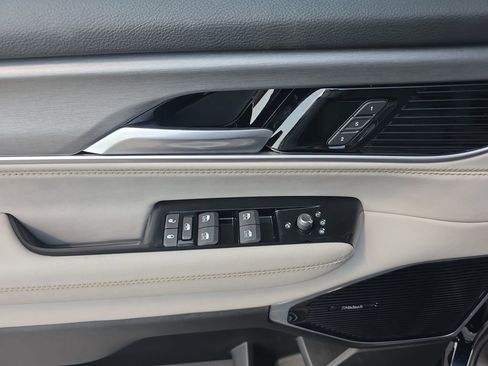 New 2025 Jeep Wagoneer Series III w/ Quick Order Package 25C Super image 12