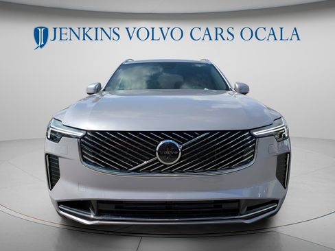New 2026 Volvo XC90 T8 Ultra w/ Protection Package Premier image 8