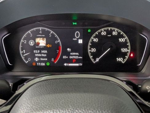 Used 2024 Honda Pilot EX-L image 10