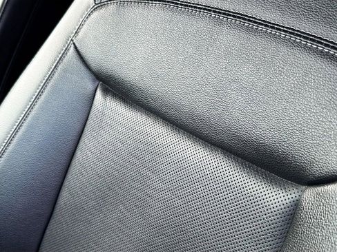 Used 2022 Ford Explorer Limited w/ Hybrid Equipment Group 310A image 25