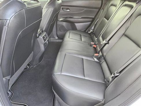 Used 2025 Nissan Murano SV AWD/4WD image 11