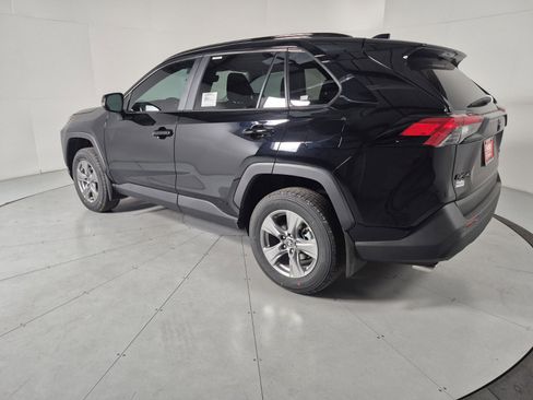 New 2025 Toyota RAV4 XLE image 3