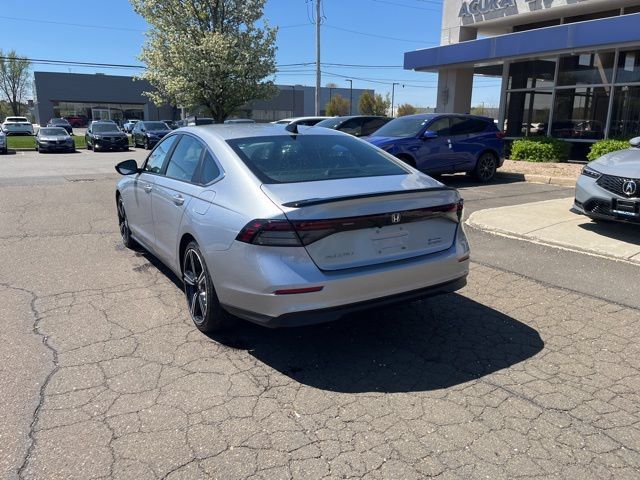 Used 2025 Honda Accord Sport image 11