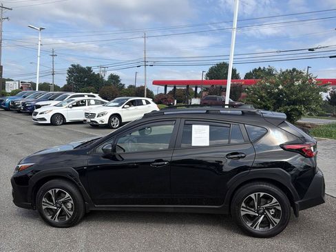 Used 2025 Subaru Crosstrek 2.5i Premium AWD/4WD image 12