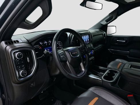 Used 2022 GMC Sierra 1500 AT4 w/ AT4 Preferred Package AWD/4WD image 9