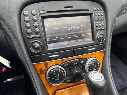 Used 2009 Mercedes-Benz SL 550 image 59