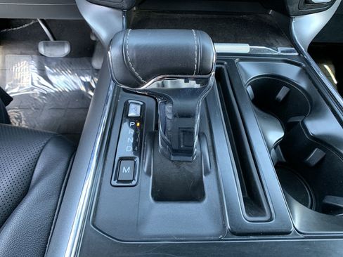 Used 2023 Ford F150 Lariat w/ Equipment Group 502A High image 40