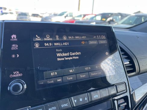 Used 2021 Honda Odyssey Elite image 12