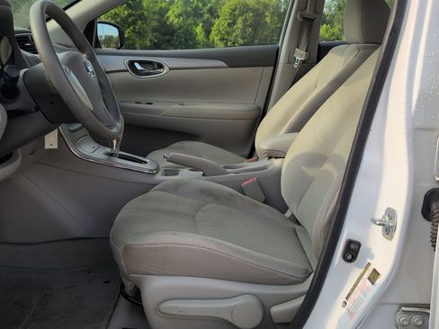 Used 2014 Nissan Sentra S FWD image 10