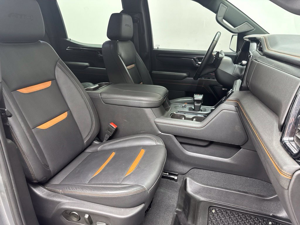 Used 2025 GMC Sierra 1500 AT4 w/ AT4 Premium Package AWD/4WD image 23