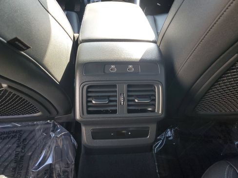 Used 2025 Audi Q5 Premium Plus w/ Premium Plus AWD/4WD image 12