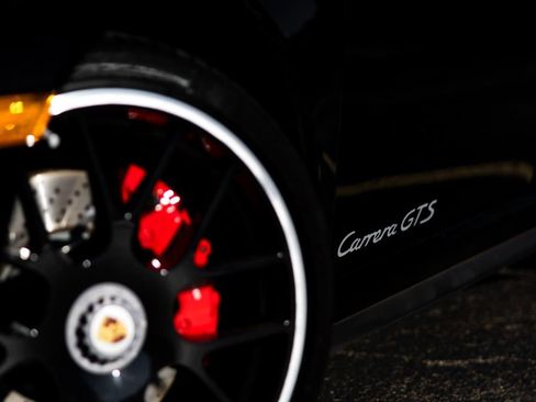 Used 2011 Porsche 911 GT3 RS image 28