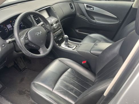 Used 2017 INFINITI QX50 2WD image 9