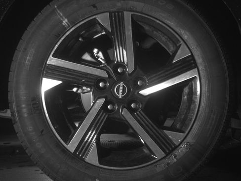 Used 2025 Nissan Sentra SV FWD image 18
