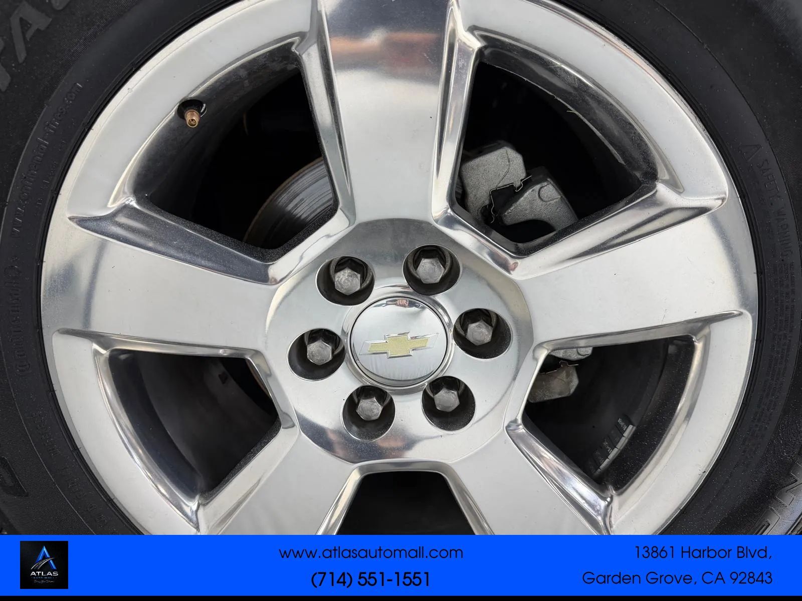 Used 2016 Chevrolet Suburban LS RWD image 8