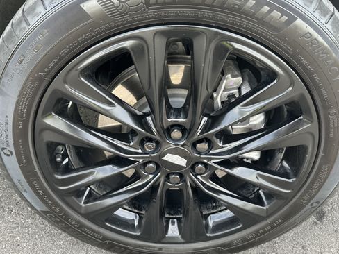 Used 2021 Cadillac XT5 Sportv w/ Platinum Package AWD/4WD image 15