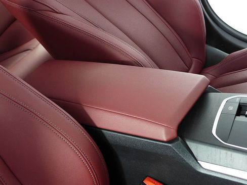 Used 2023 BMW i4 eDrive35 w/ Premium Package RWD image 16
