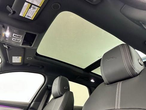 New 2026 Jaguar F-PACE R-Dynamic S image 14