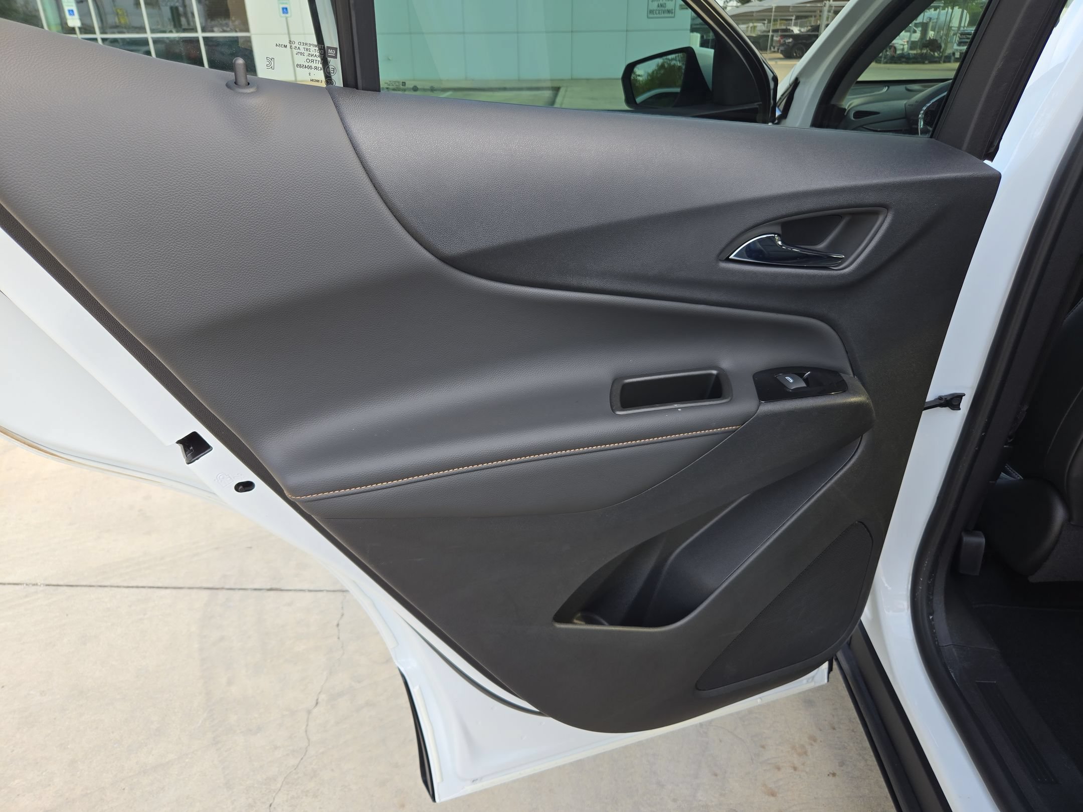 Certified 2022 Chevrolet Equinox Premier FWD image 14