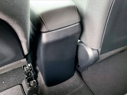 Used 2025 Kia Soul LX image 10