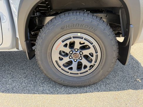 New 2026 Nissan Frontier PRO-4X w/ Pro-4x Convenience Package AWD/4WD image 31