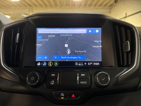 Used 2022 GMC Terrain AT4 w/ Infotainment Package II image 19