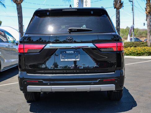Certified 2024 Toyota Sequoia Limited AWD/4WD image 29