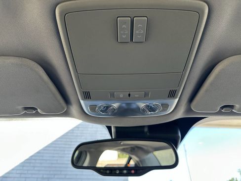 Used 2014 Chevrolet SS image 20