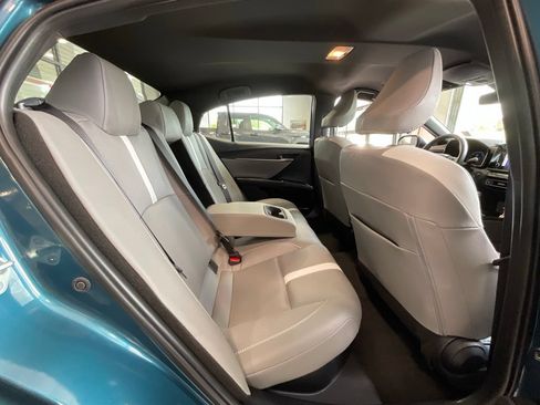 Certified 2025 Toyota Camry SE FWD image 21