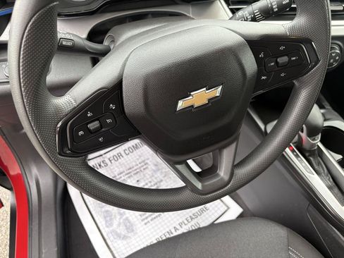 Used 2026 Chevrolet Trax LS FWD image 14