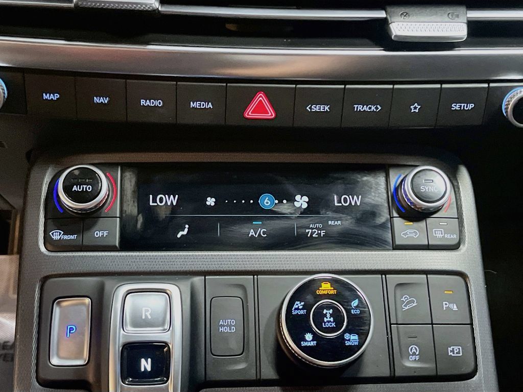 Used 2024 Hyundai Palisade Calligraphy AWD/4WD image 16