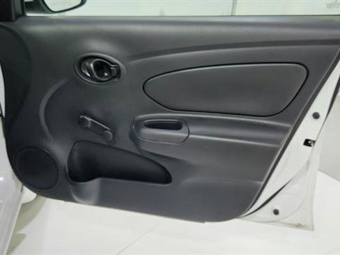 Used 2016 Nissan Versa S Plus image 21