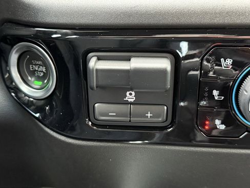 Used 2025 Chevrolet Silverado 1500 High Country w/ High Country Premium Package image 29